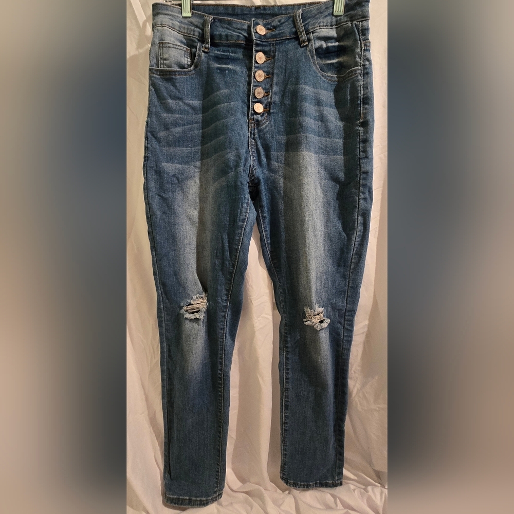 Stylish Blue Women's Distressed Button Down Tapered Jeans